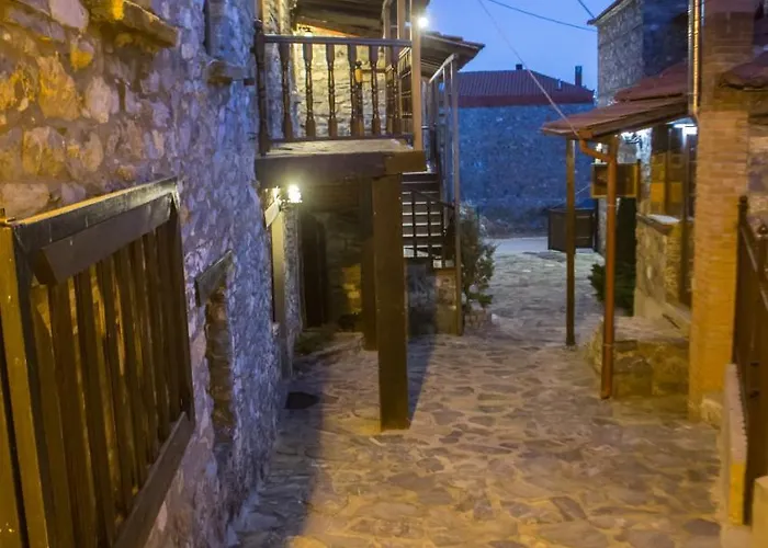 Nostos Палайос-Агиос-Атанасиос